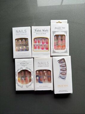 Assorted Press-On Nail Sets — Pink, Peach, Coral & Blue Accents